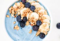 Vibrant Blue Spirulina Smoothie Bowl Recipe for Instagram-Worthy Breakfast
