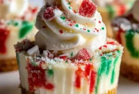 15-Min No-Bake Mini Christmas Cheesecakes Recipe