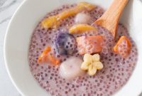Ginataan Bilo-Bilo: Filipino Sticky Rice Balls in Coconut Milk Recipe