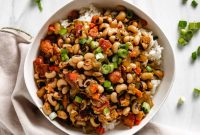 Classic Hoppin’ John Recipe: Southern New Year Black-Eyed Peas