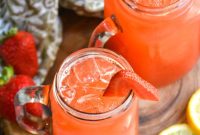 Refreshing Strawberry Lemonade Recipe: Homemade & Sparkling