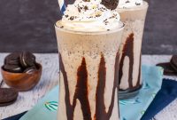 Creamy Oreo Milkshake Recipe: How to Make a Classic Cookies & Cream Shake