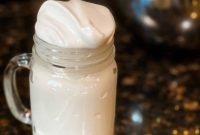 3-Ingredient Keto Marshmallow Fluff Recipe for Low-Carb Treats