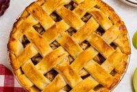 Classic Homemade Apple Pie Recipe for Perfect Crust and Filling