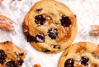 Chewy Caramel Chocolate Chip Cookies Recipe for Ultimate Flavor