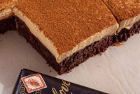 Chewy Pumpkin Brownies with Spiced Cream Cheese Swirl