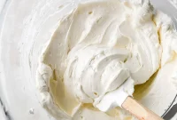 Swiss Meringue Buttercream Recipe: Step-by-Step Guide for Silky Frosting