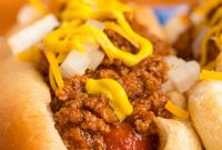 8-Ingredient Chili for Hot Dogs: Quick Savory Recipe