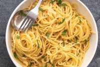 Garlic Butter Pasta with 4 Simple Ingredients