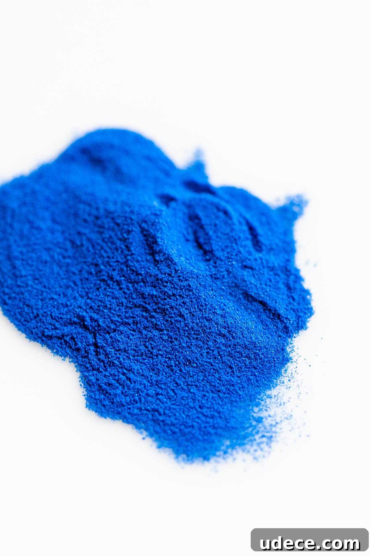 Blue Spirulina Smoothie Recipe for Energy and Glow 8 blue spirulina powder