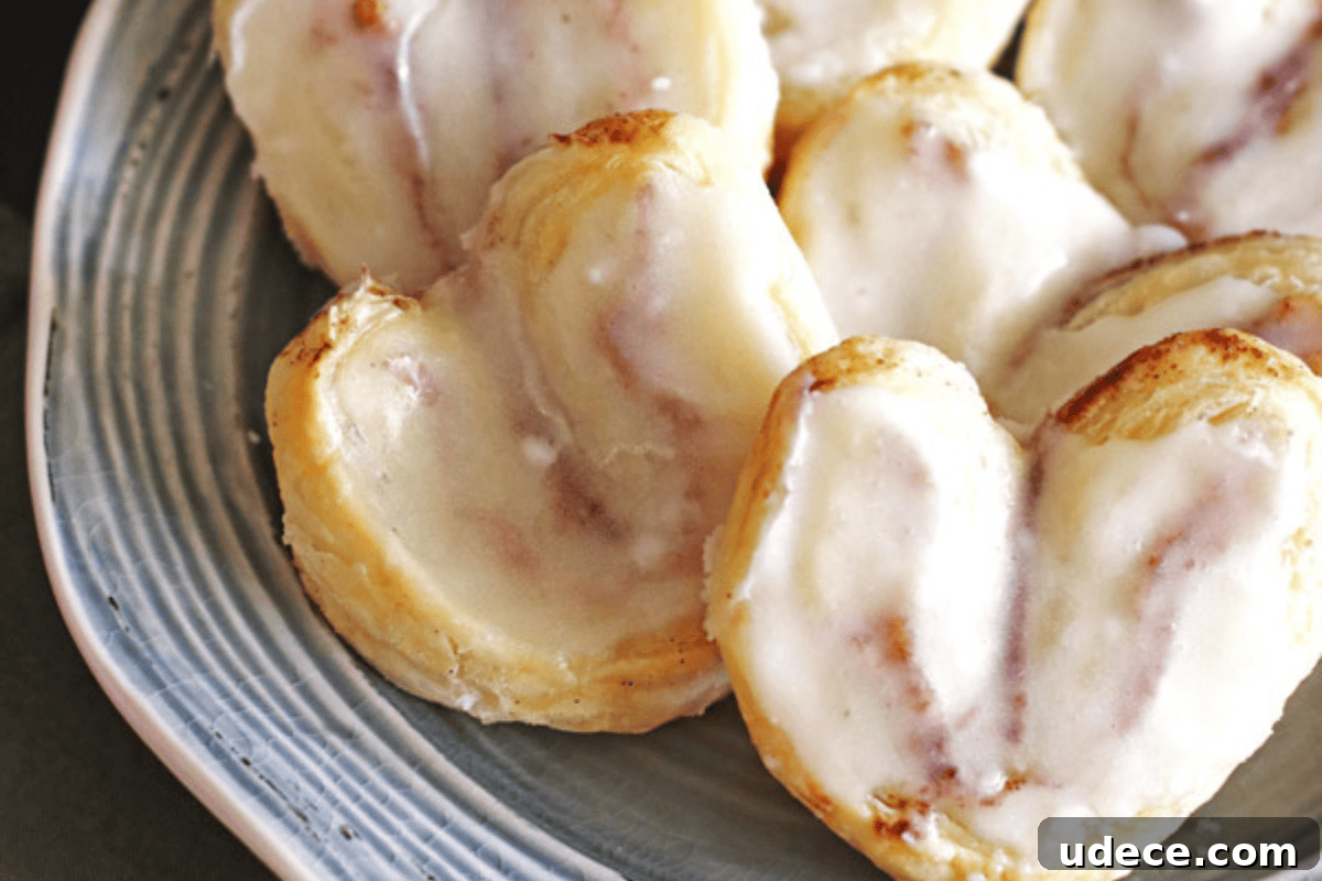8 Handheld Thanksgiving Desserts the Whole Family Will Love 4 img 12465 8