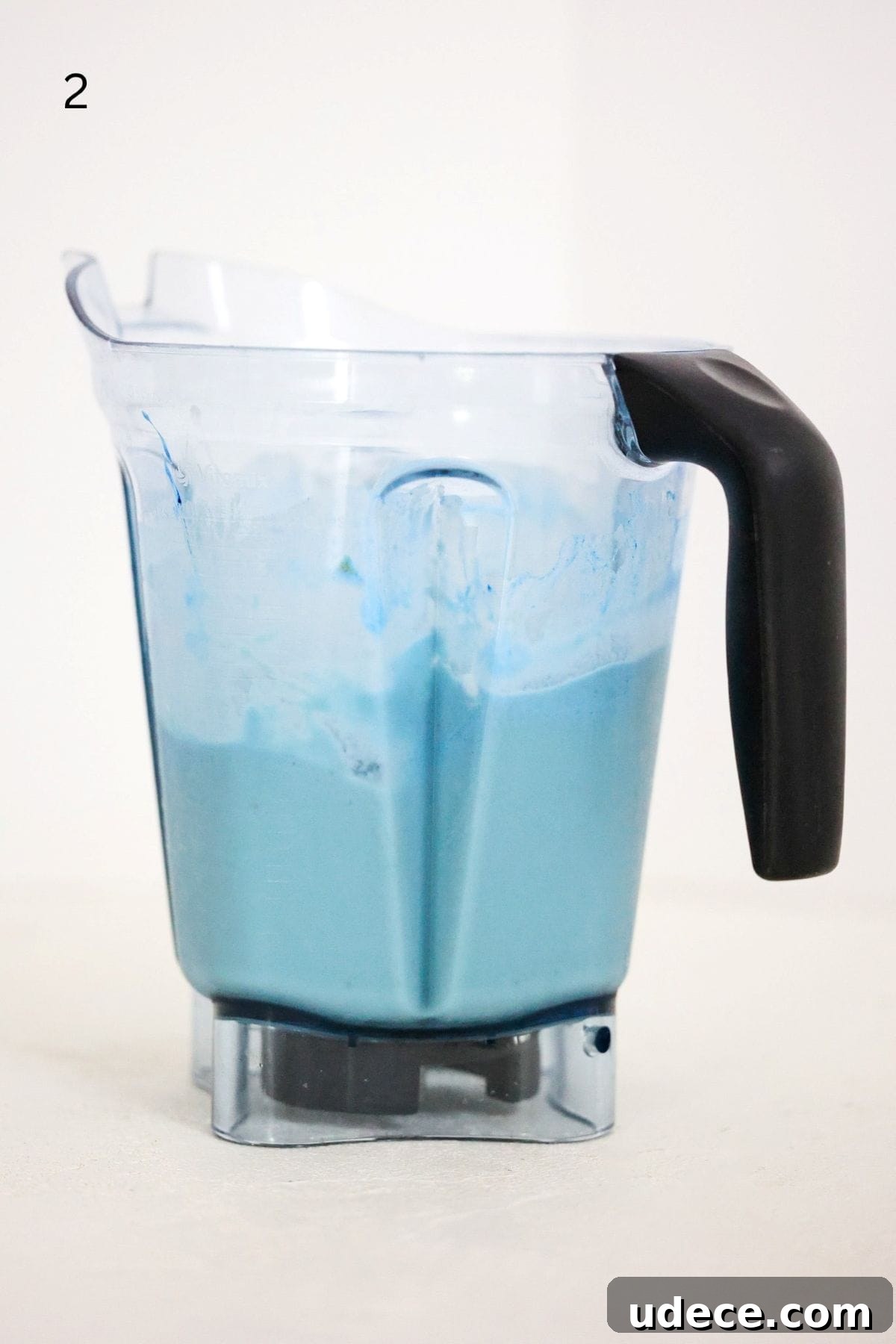 Vibrant Blue Spirulina Smoothie Bowl Recipe for Instagram-Worthy Breakfast 5 Blue spirulina smoothie bowl in a Vitamix blender.