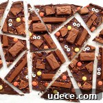 Halloween Candy Bark: Quick No-Bake Recipe for Kids' Treats 6 Halloween Candy Bark Recipe
