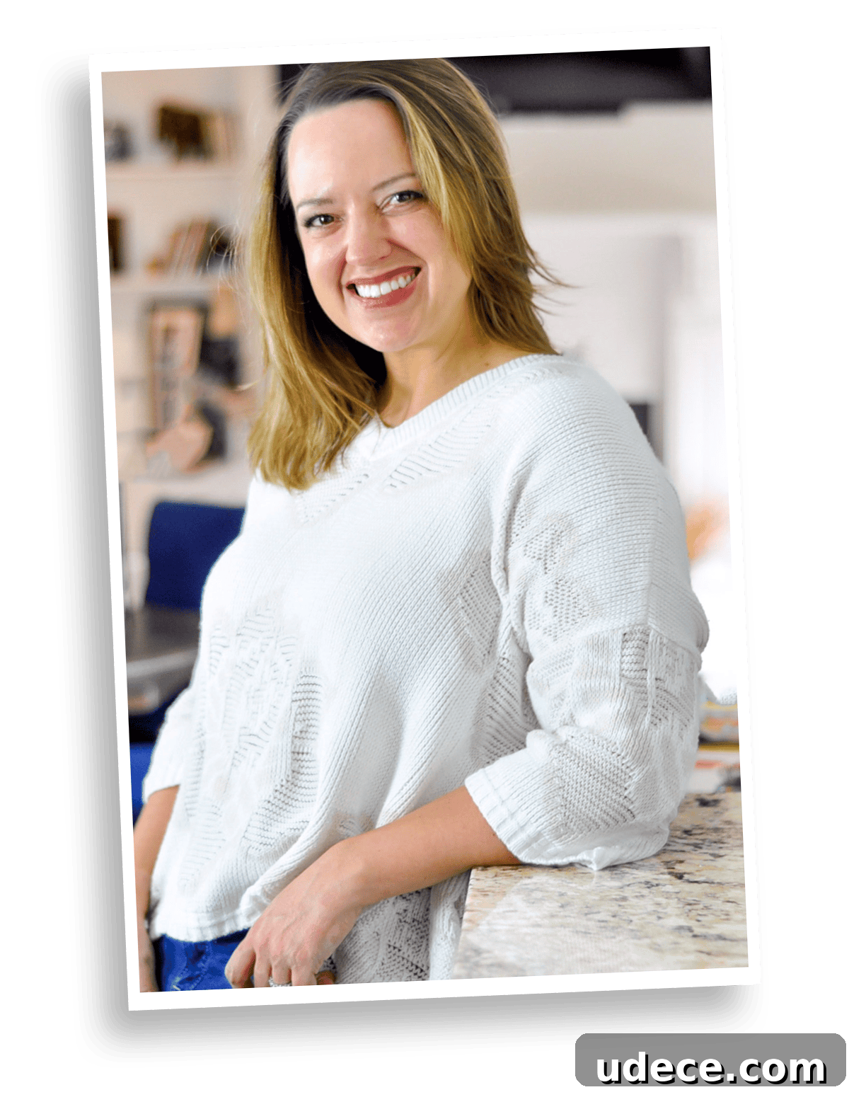 DIY Faux Crown Molding Guide: Simple Beginner-Friendly Hack 3 leslie lambert, author of lamberts lately.