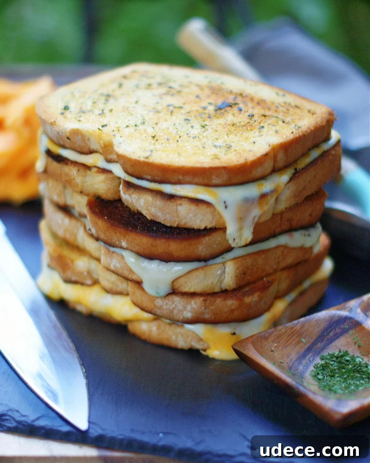 Crispy Grilled Cheese Croutons Recipe for Salads and Soups 5 How to Make grilled Cheese Croutons