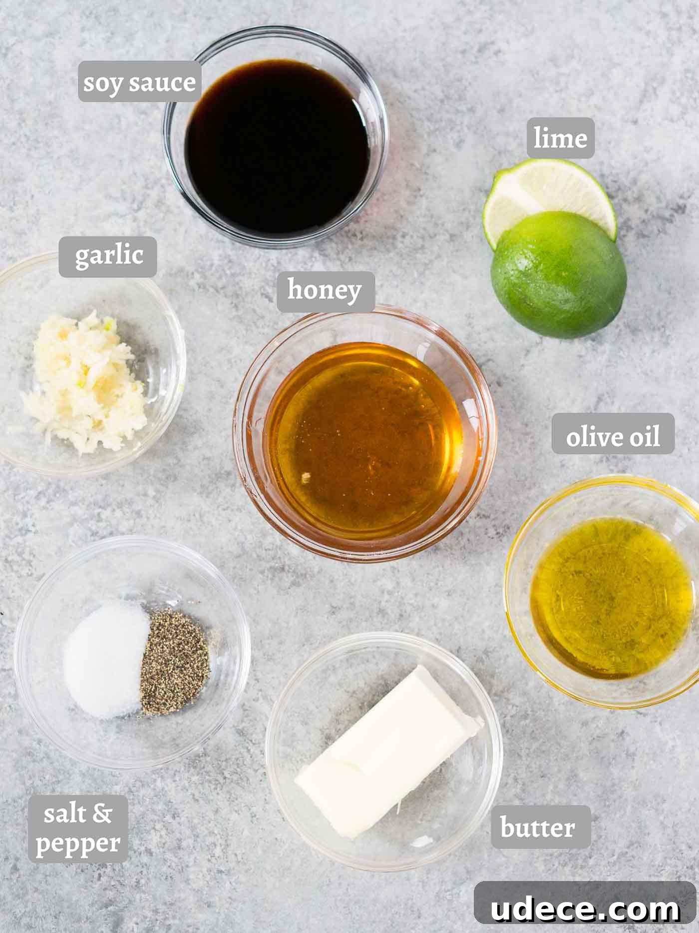 Sticky Honey-Glazed Salmon with Garlic and Soy 4 ingredients for honey glazed salmon