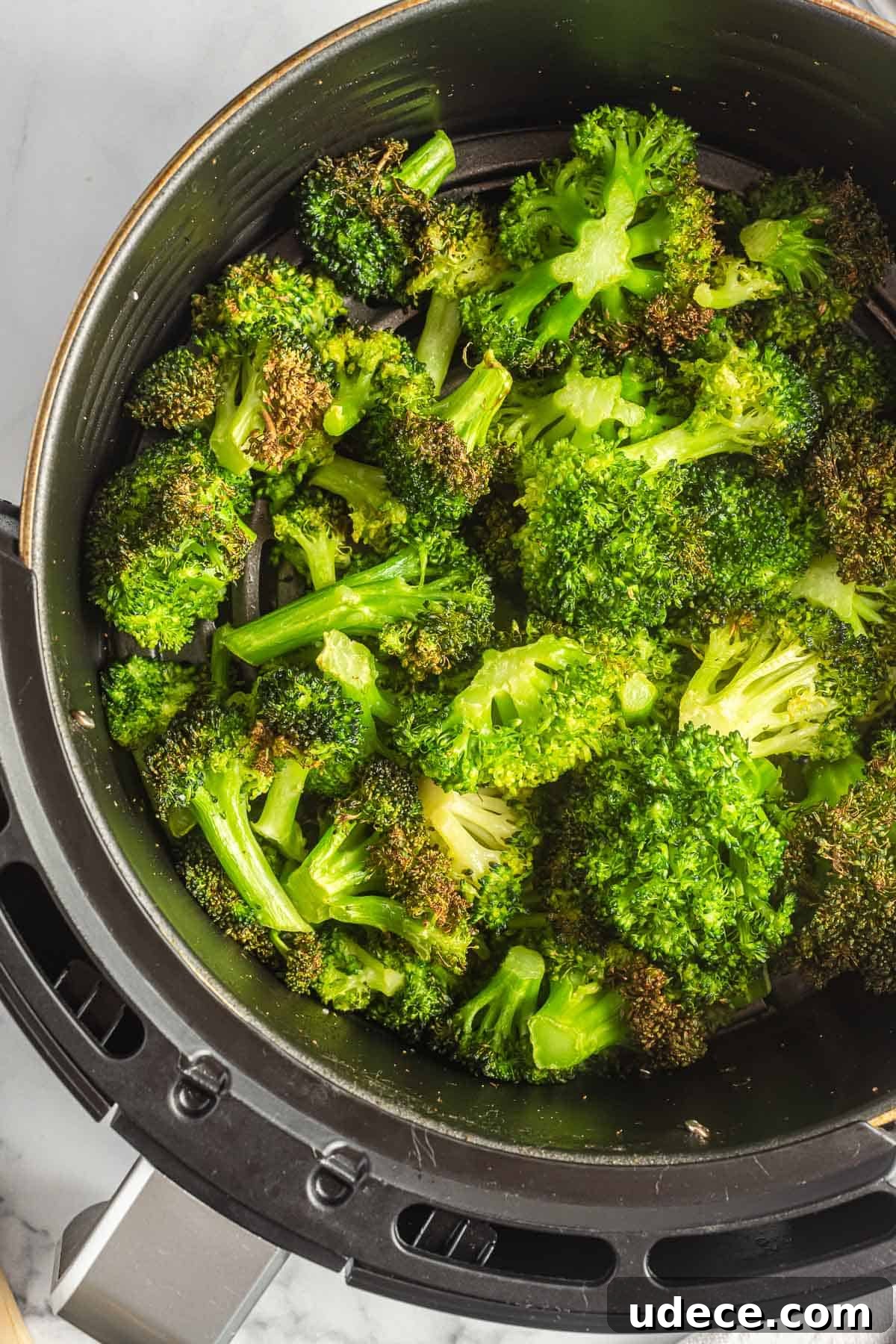 Crispy Air Fryer Broccoli Recipe — Quick Roasted Florets 2 broccoli in the air fryer