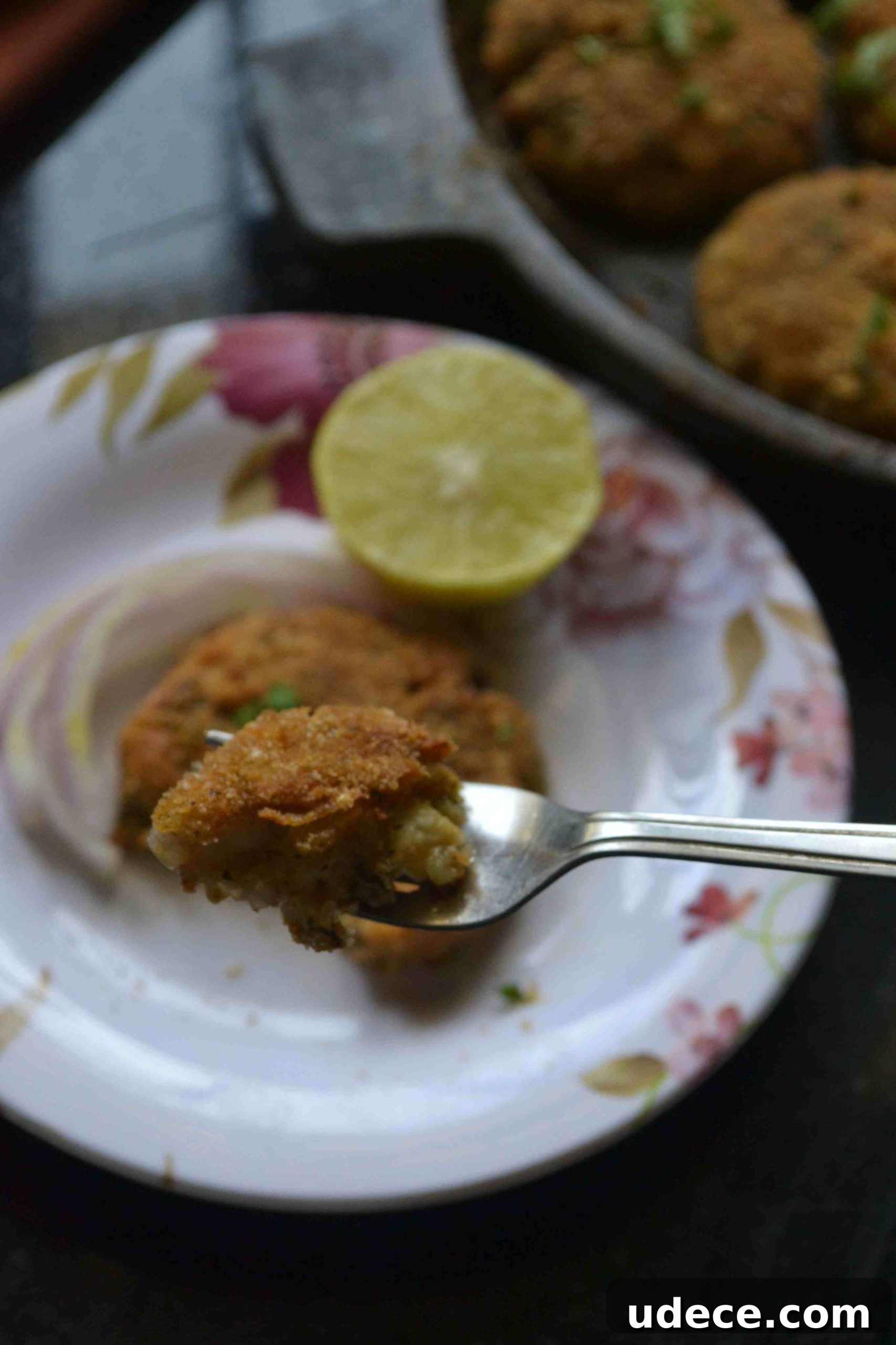 Golden baked cutlets