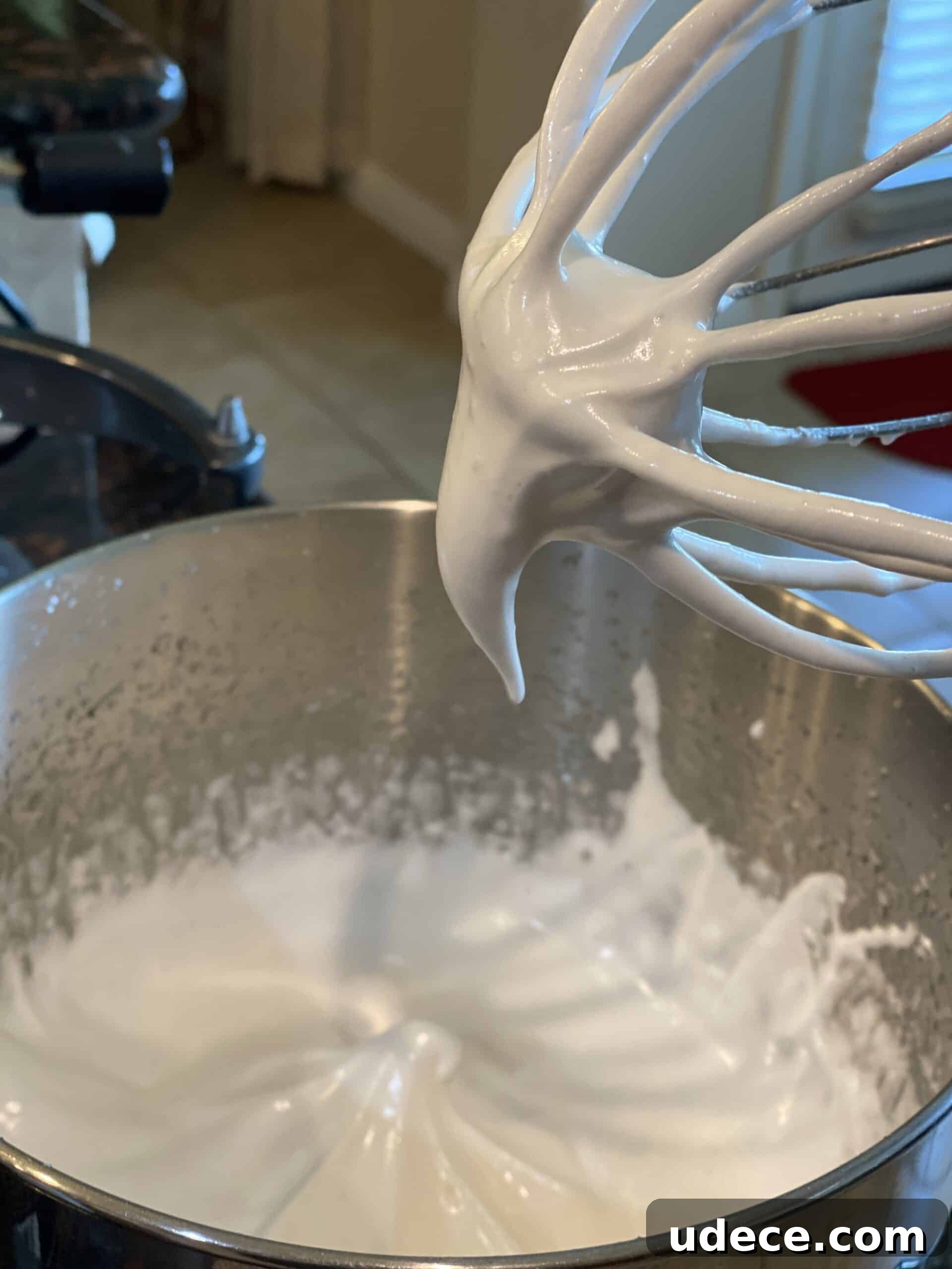 3 ingredient Keto Marshmallow Fluff Recipe