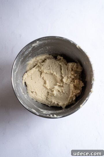 almond powder butter and sugar combined