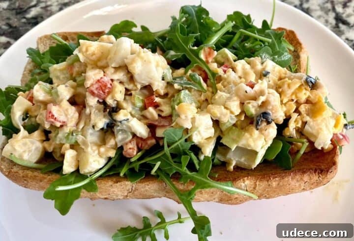 vegan lobster roll