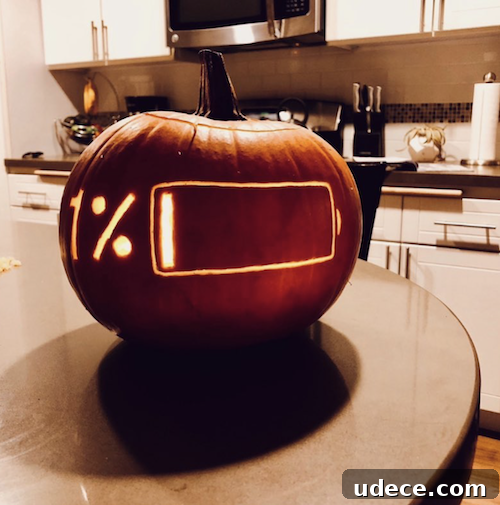 25+ Creative Pumpkin Carving Ideas for Halloween Decorations 28 1% battery carved pumpkin
