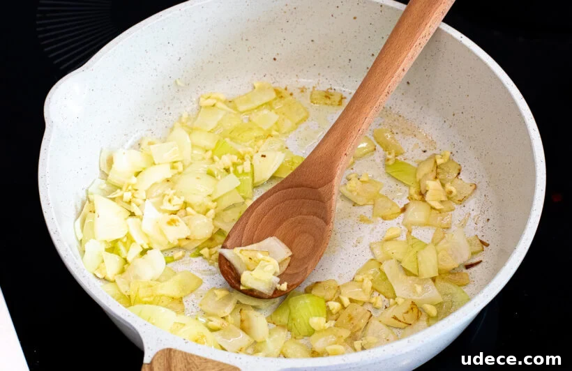 Garlic Butter Sautéed Cabbage Recipe for Quick Weeknight Sides 10 img 65756 9
