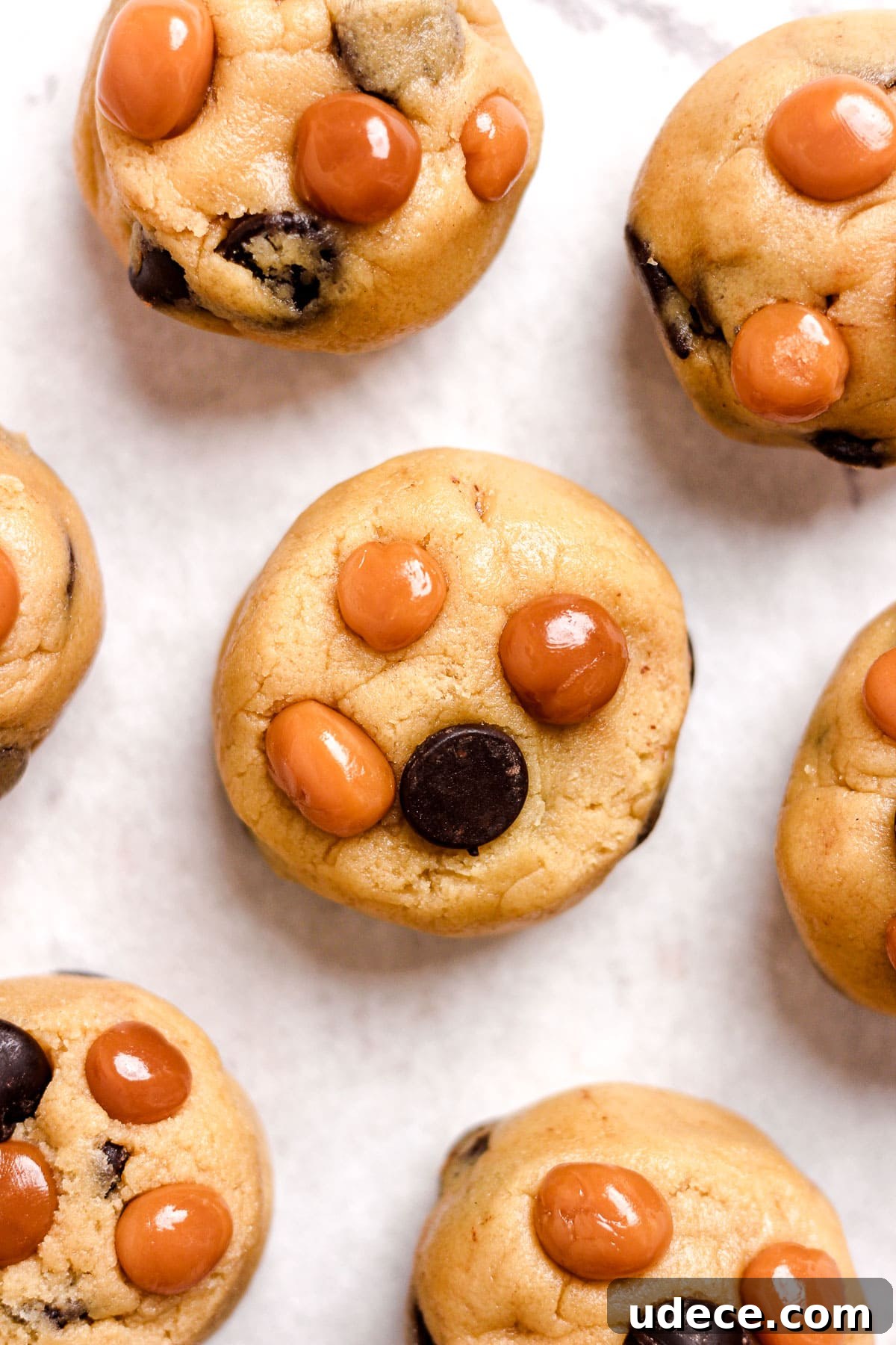 Chewy Caramel Chocolate Chip Cookies Recipe for Ultimate Flavor 13 img 6610 12