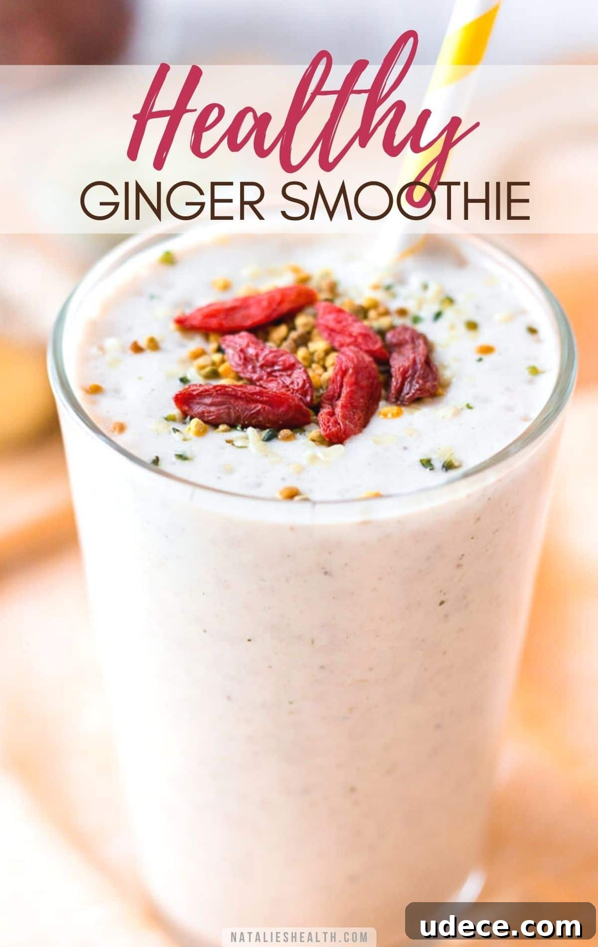Creamy Ginger Banana Smoothie Recipe for Energy and Digestion 2 Healthy ginger banana smoothie served in a smoothie glass