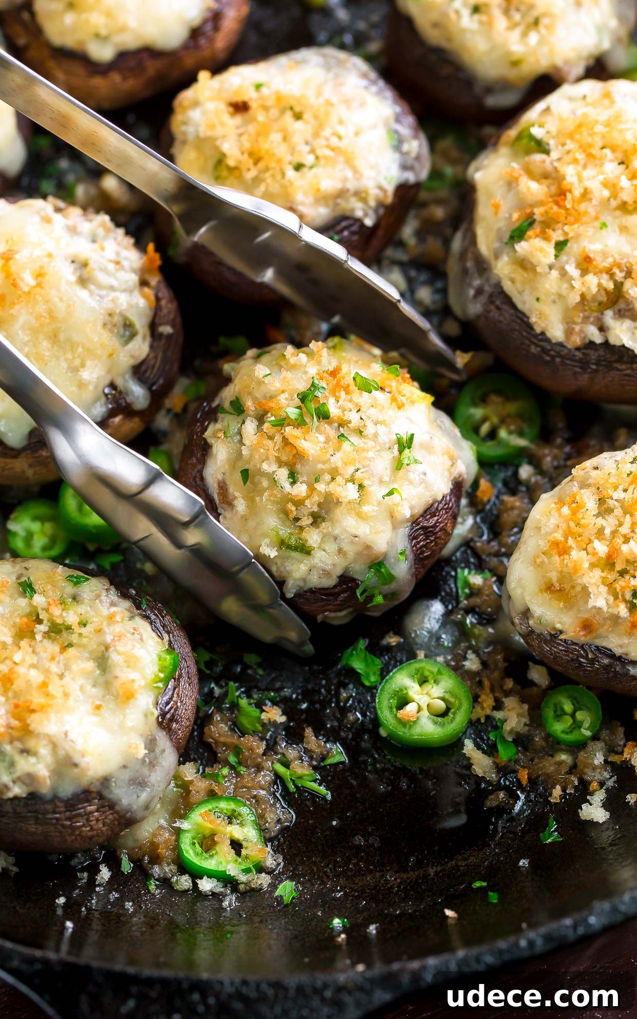 Jalapeño Cream Cheese Stuffed Mushrooms