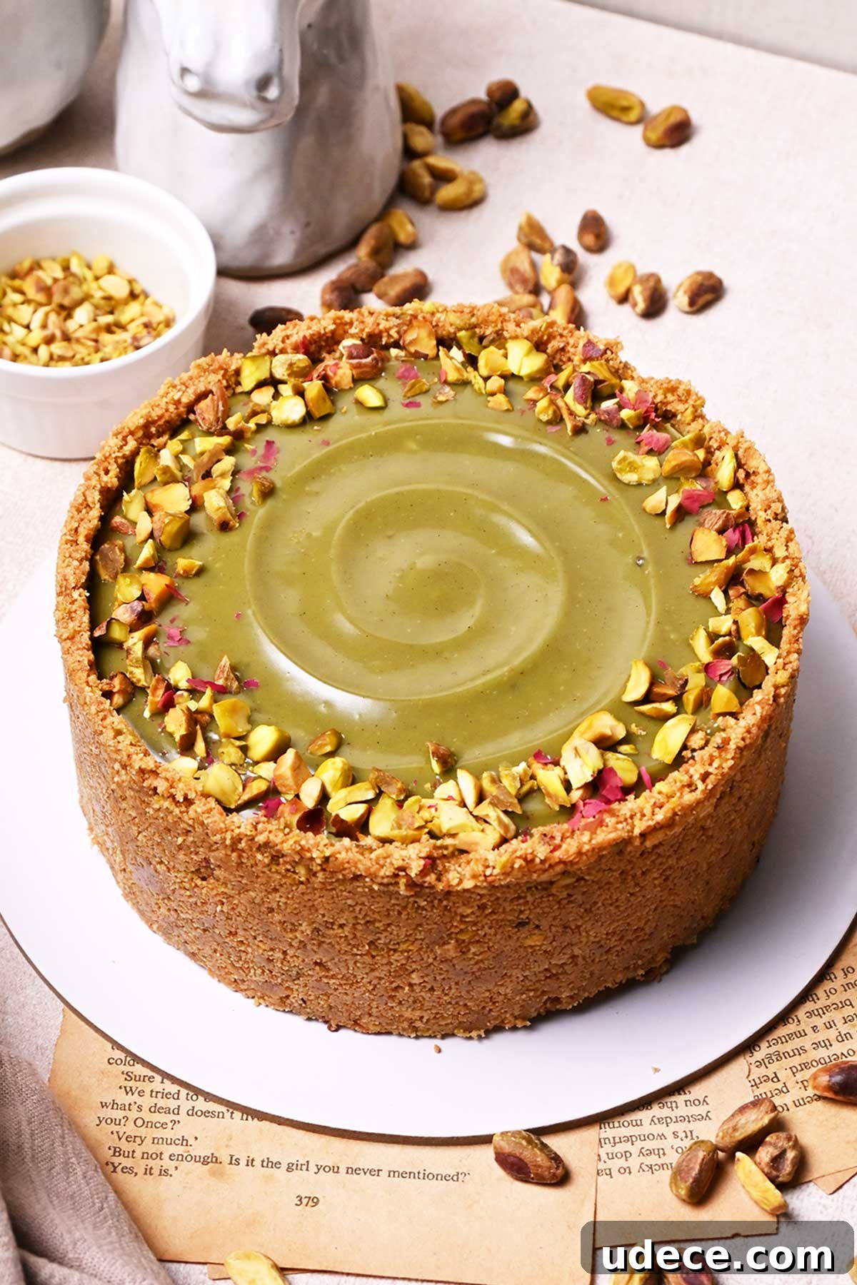 no-bake pistachio cheesecake with pistachio ganache